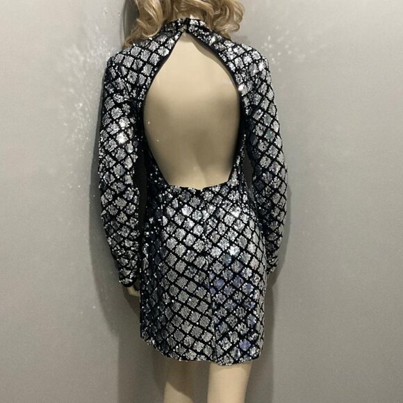 LULU'S Silver Sequin & Black Velvet Backless Bodycon Mini Dress NWT Size L - Picture 2 of 9